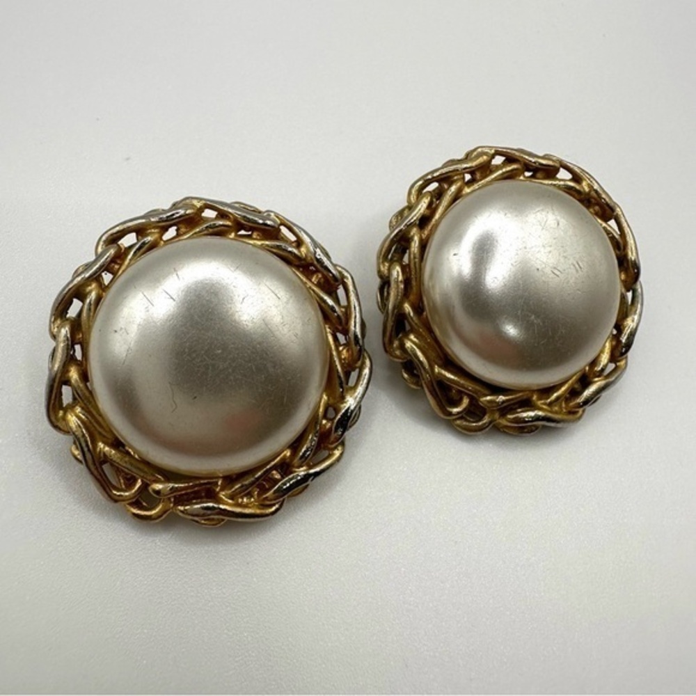 Vintage Elegant Gold and Silver Chain Faux Pearl Earrings Clips